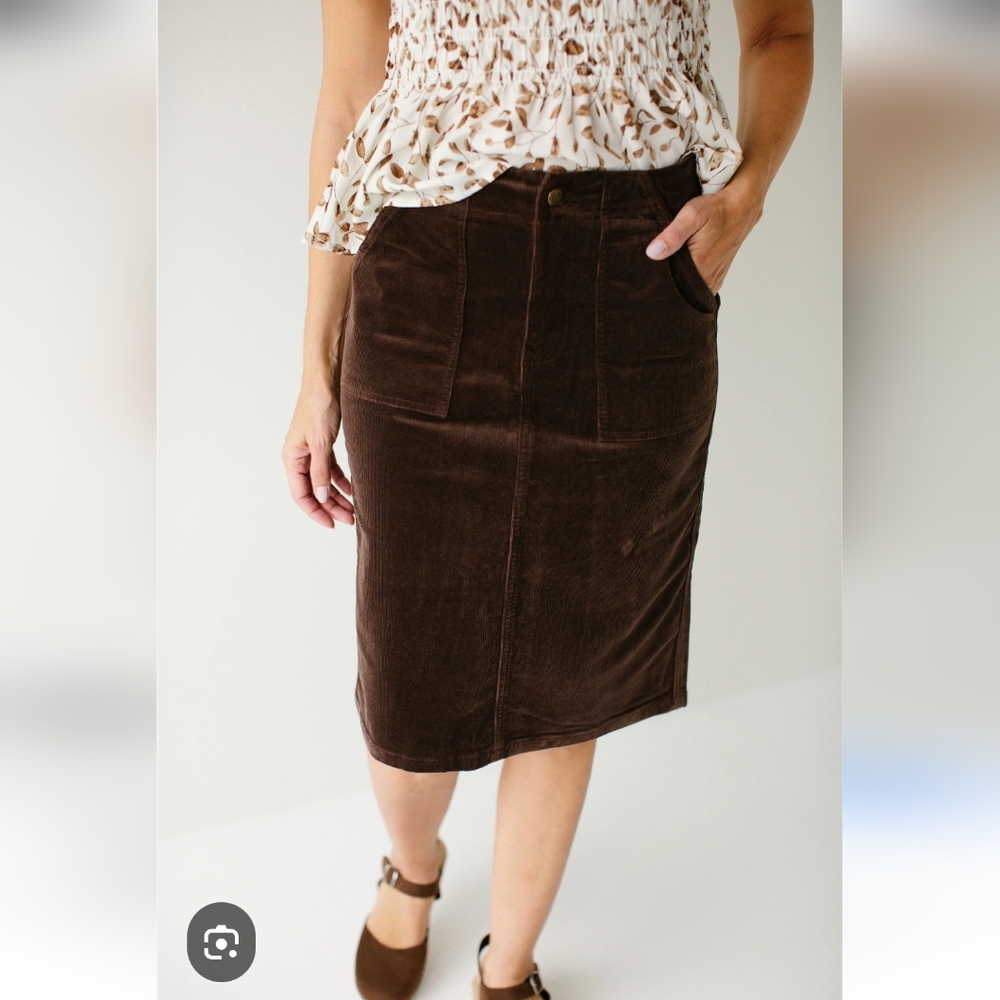 Forever 21 Chocolate Corduroy Pencil Skirt Size Large